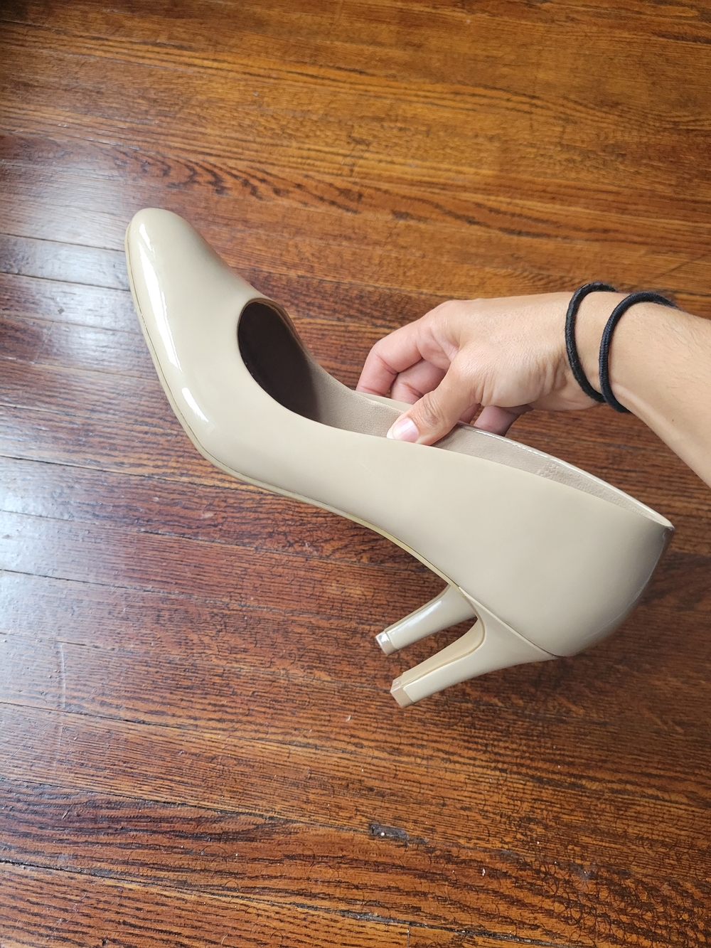 Dexflex Comfort Women's Shoes Beige Faux Patent Classic Pump 3" Heel Size 11 - Picture 8 of 16